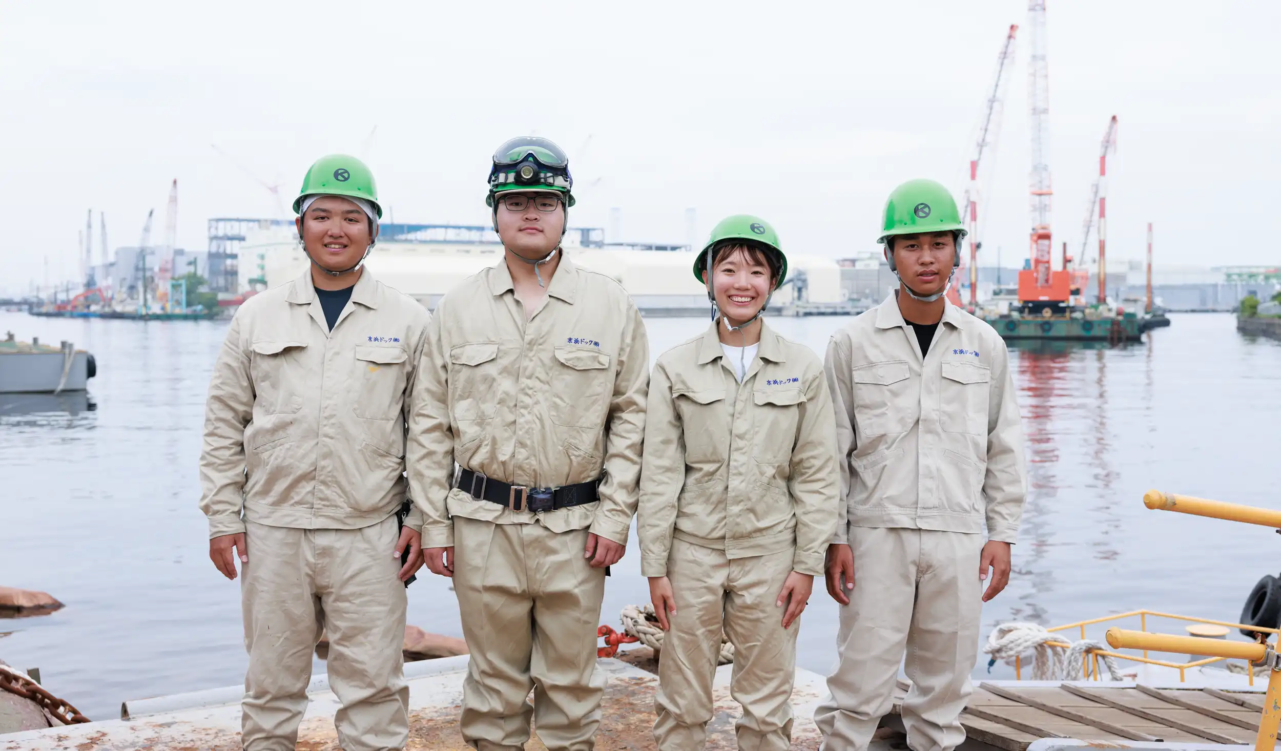 新入社員集合写真